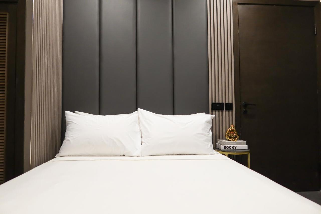 Recharge Studio Apartment & Suites Сингапур Экстерьер фото